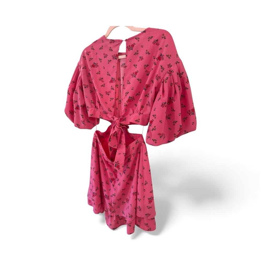 Vici-Pink Floral Cutout Dress with bow back - Picture 4 of 6